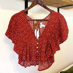 Forever 21 Cropped Floral Blouse